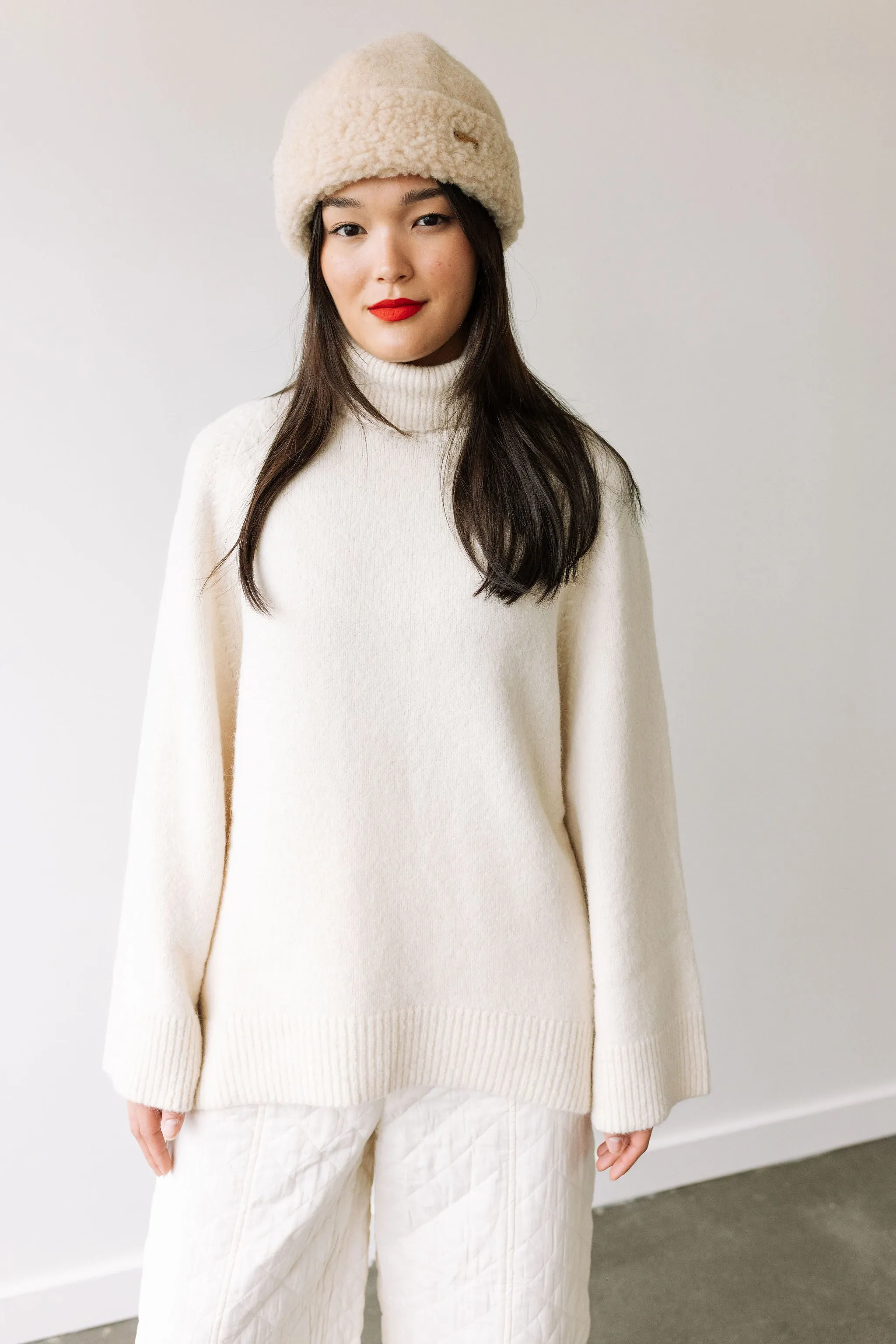 Alpaca and Wool Blend Sweater (Ecru)