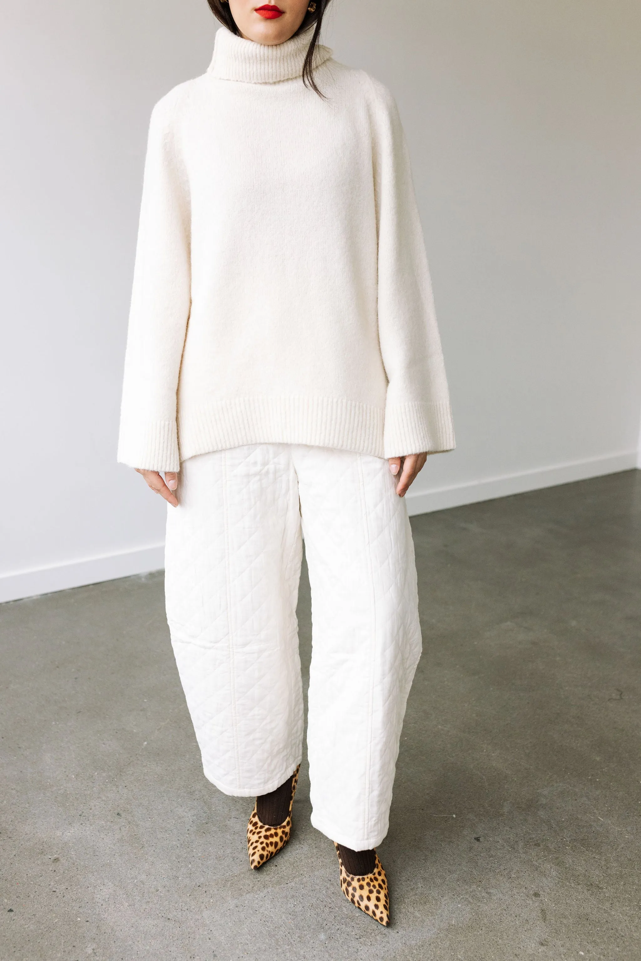 Alpaca and Wool Blend Sweater (Ecru)