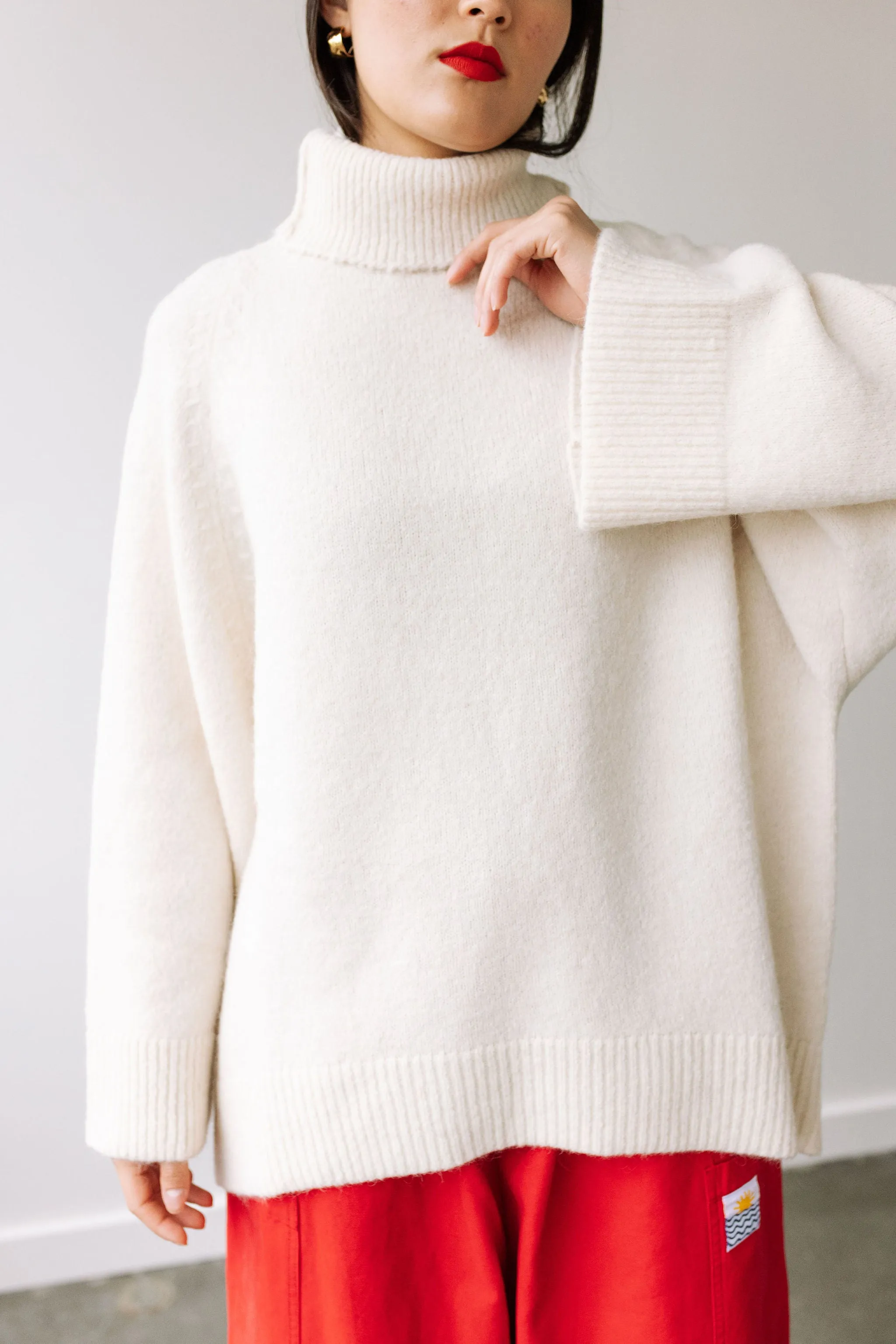 Alpaca and Wool Blend Sweater (Ecru)